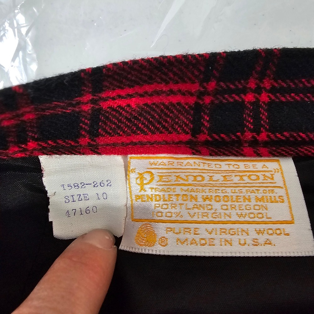 Vintage 70s Pendleton Wool Skirt 10 Red Black Plaid Tartan Midi USA Heritage - Picture 7 of 11